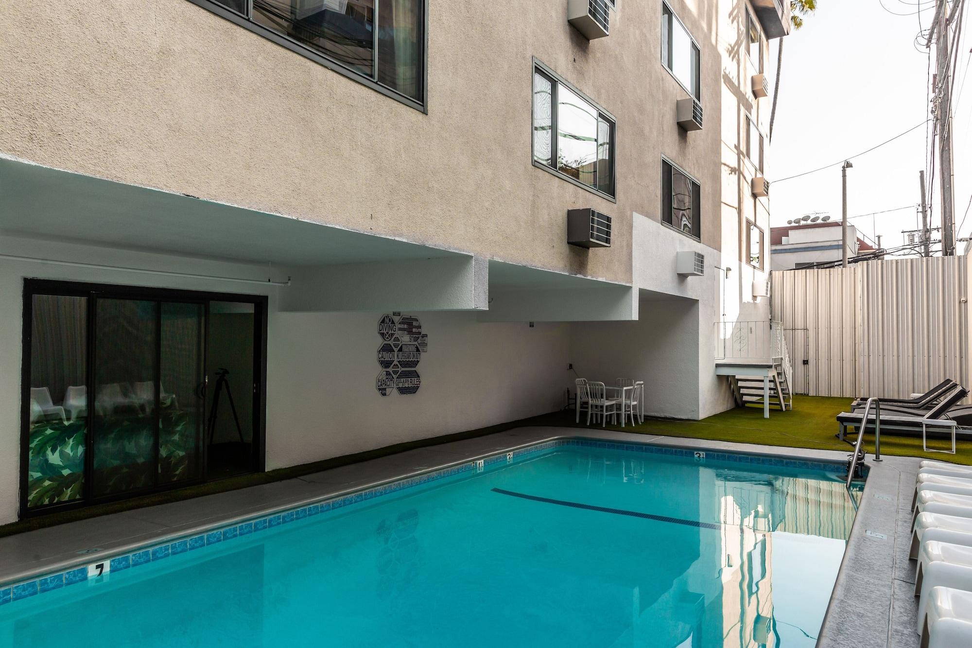 Shelter Angeles 3*