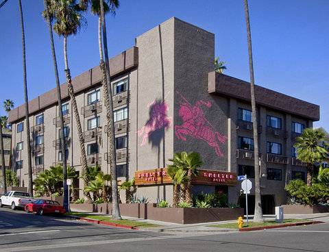 Shelter Angeles Hotel