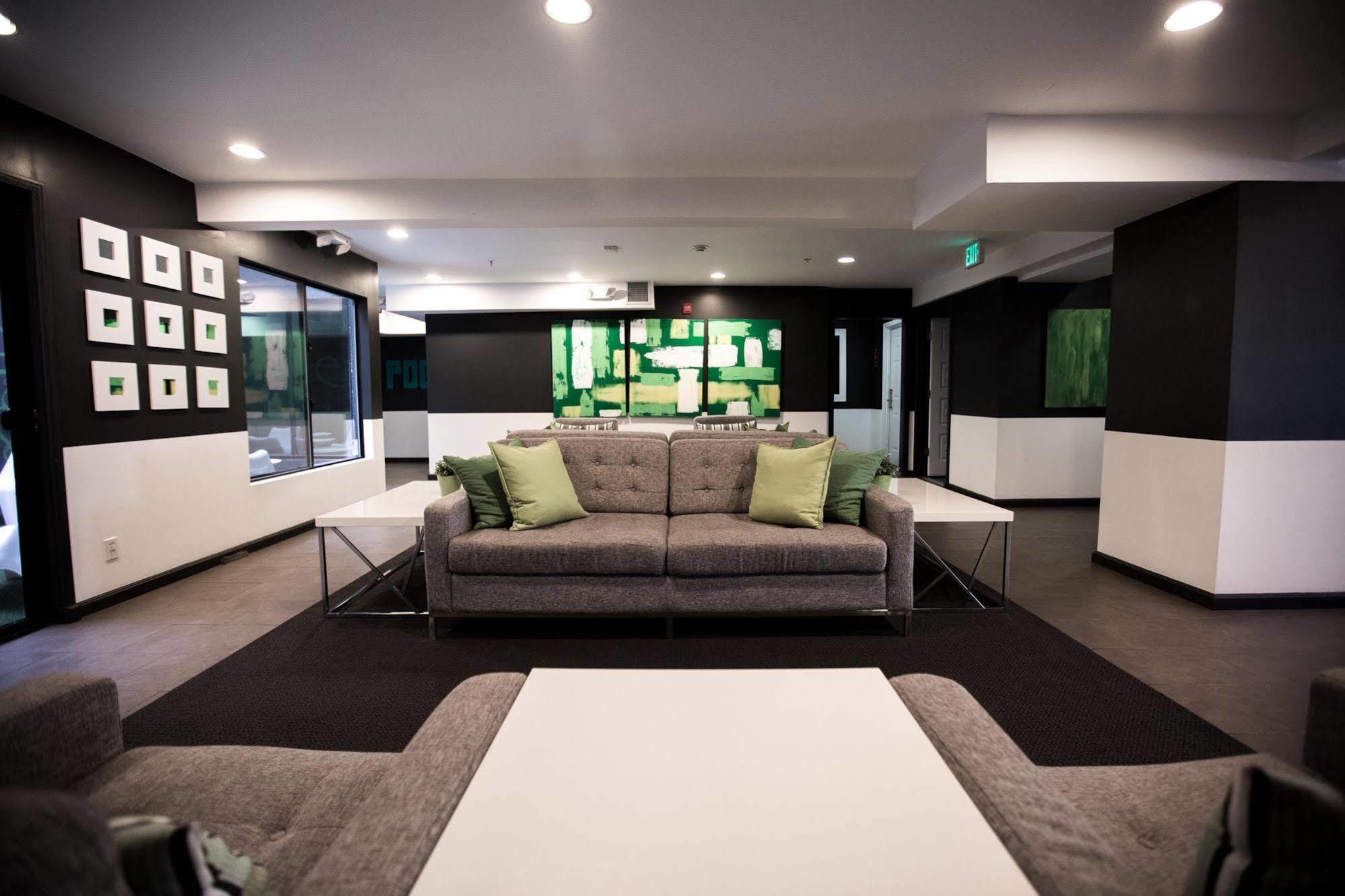 Shelter Angeles 3* Los Angeles